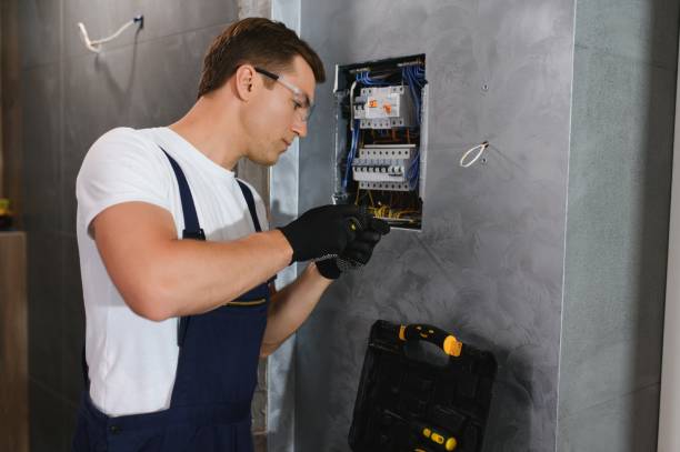 Best Affordable Emergency Electrician  in Parklawn, CA